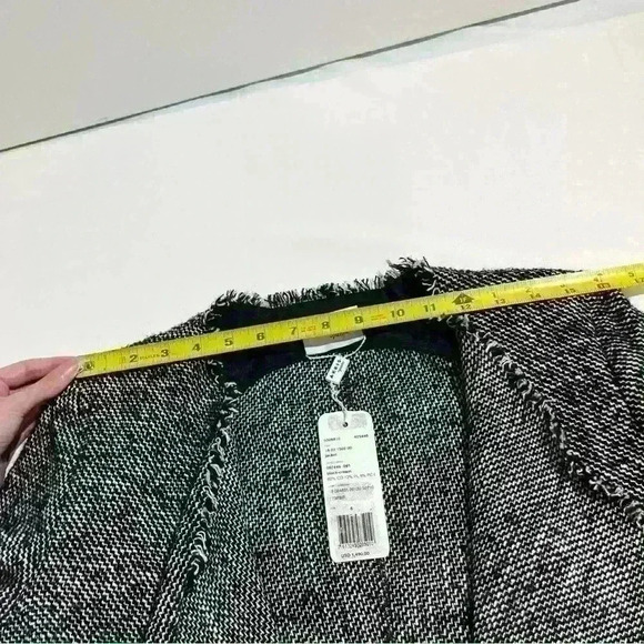 NWT AKRIS Punto Black & White Tweed Fringed Waterfall Front Open Jacket 6 $1490 - Picture 10 of 16